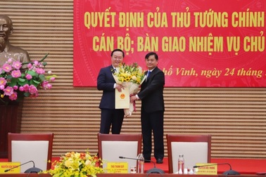 Thủ tướng phê chuẩn nguyên Thứ trưởng Bộ KH-ĐT làm Chủ tịch tỉnh Nghệ An