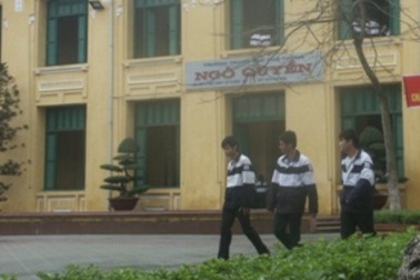 Vụ học sinh lớp 10 tự tử: Thầy giáo xin tạm nghỉ việc