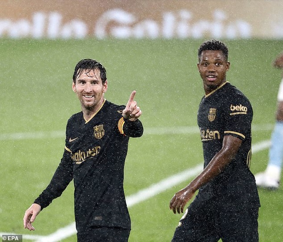 Messi ghi dấu ấn, Barcelona tiếp tục thắng đậm ở La Liga - 5 Messi ghi dấu ấn, Barcelona tiếp tục thắng đậm ở La Liga - 5