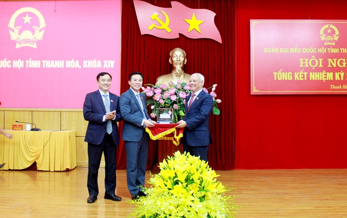 Đoàn ĐBQH tỉnh Thanh Hoá, khoá XIV: Một nhiệm kỳ đổi mới, sáng tạo và tâm huyết - Ảnh 2. Đoàn ĐBQH tỉnh Thanh Hoá, khoá XIV: Một nhiệm kỳ đổi mới, sáng tạo và tâm huyết - Ảnh 2.