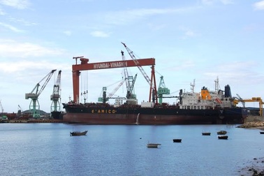 Chủ tịch Khánh Hòa mời gọi Hoa Kỳ đầu tư vào Vịnh Vân Phong