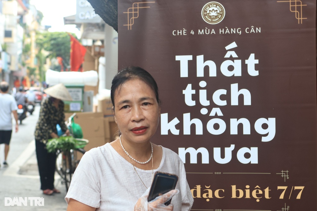 Bám trend chè thoát ế, chủ quán bán cả nghìn cốc ngày Thất Tịch - 1 Bám trend chè thoát ế, chủ quán bán cả nghìn cốc ngày Thất Tịch - 1