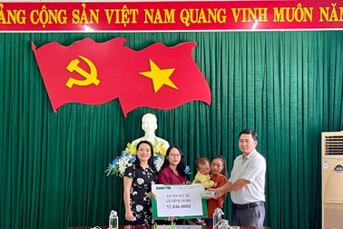 Bé trai 2 tuổi được cứu ra từ bếp lửa tiếp tục được bạn đọc giúp đỡ