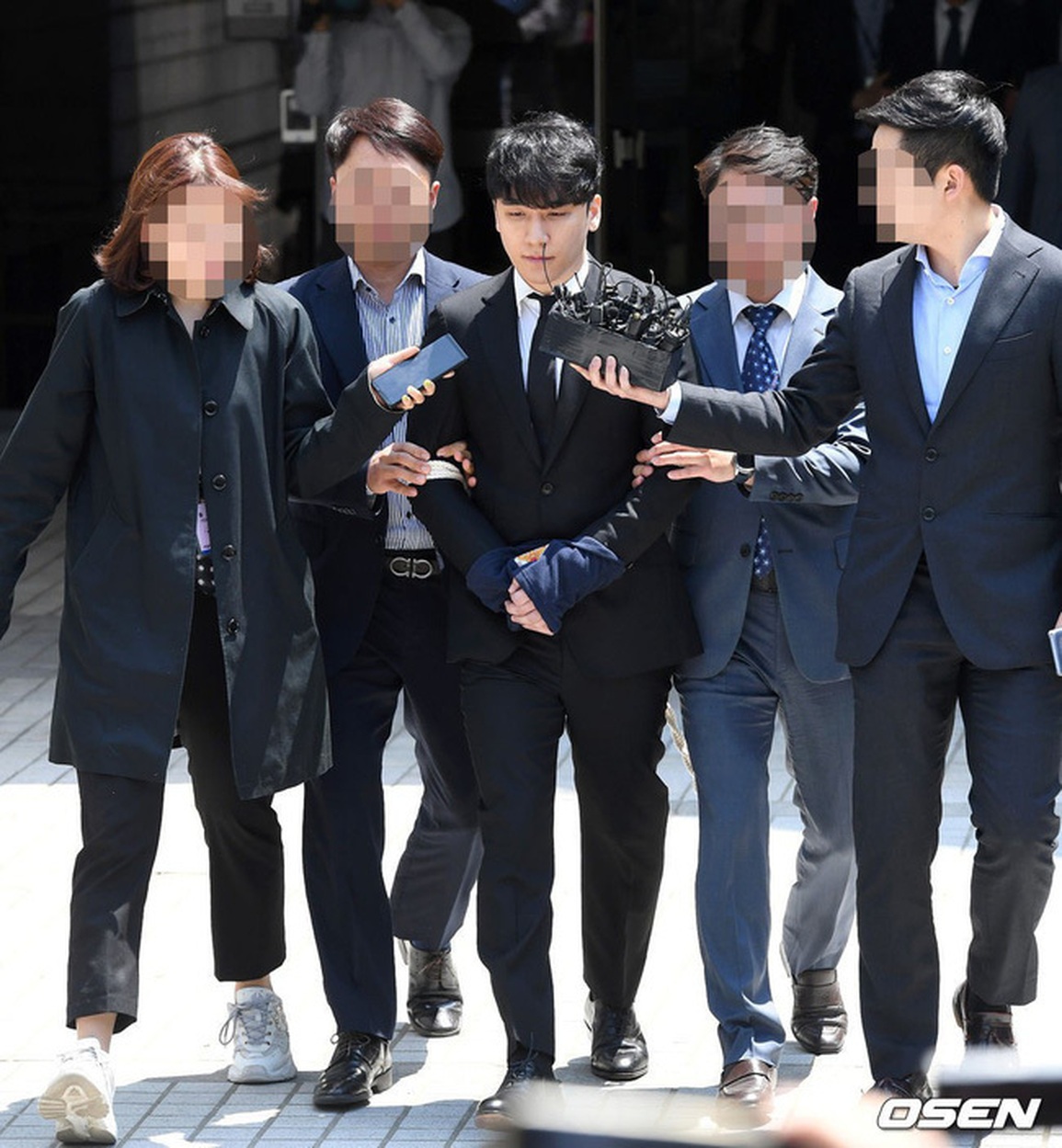 Kháng cáo thất bại, Seungri của Big Bang phải ngồi tù 18 tháng - 2 Kháng cáo thất bại, Seungri của Big Bang phải ngồi tù 18 tháng - 2