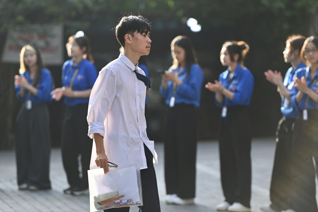 Nên giới hạn phạm vi ra đề thi môn ngữ văn như thế nào? - 5 Nên giới hạn phạm vi ra đề thi môn ngữ văn như thế nào? - 5