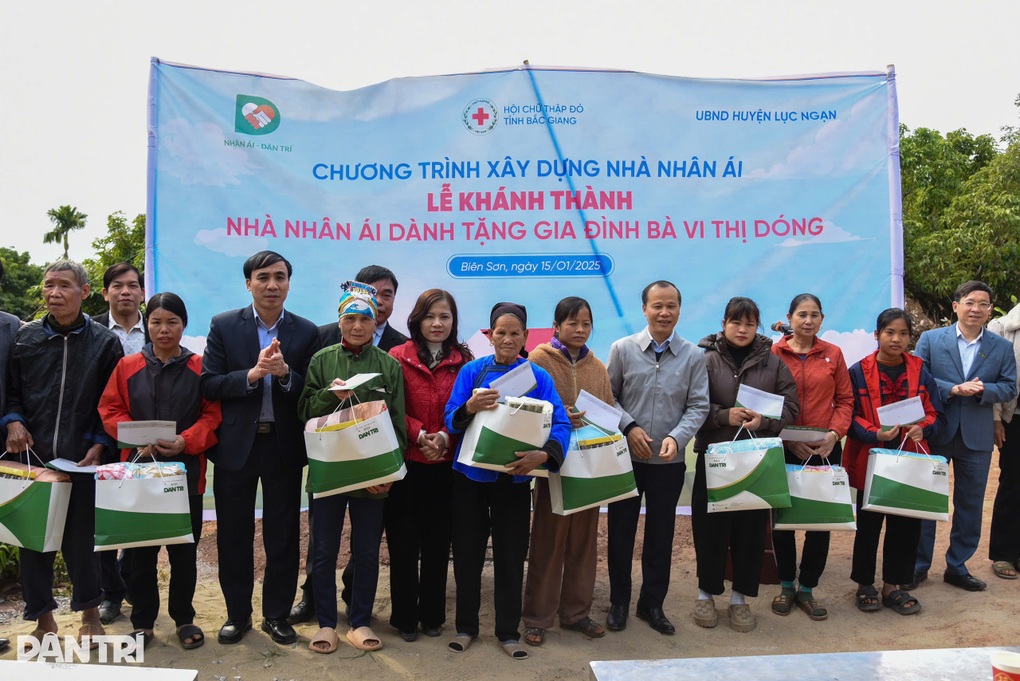 Khánh thành nhà Nhân ái, niềm vui ngày áp Tết ở Bắc Giang - 6 Khánh thành nhà Nhân ái, niềm vui ngày áp Tết ở Bắc Giang - 6