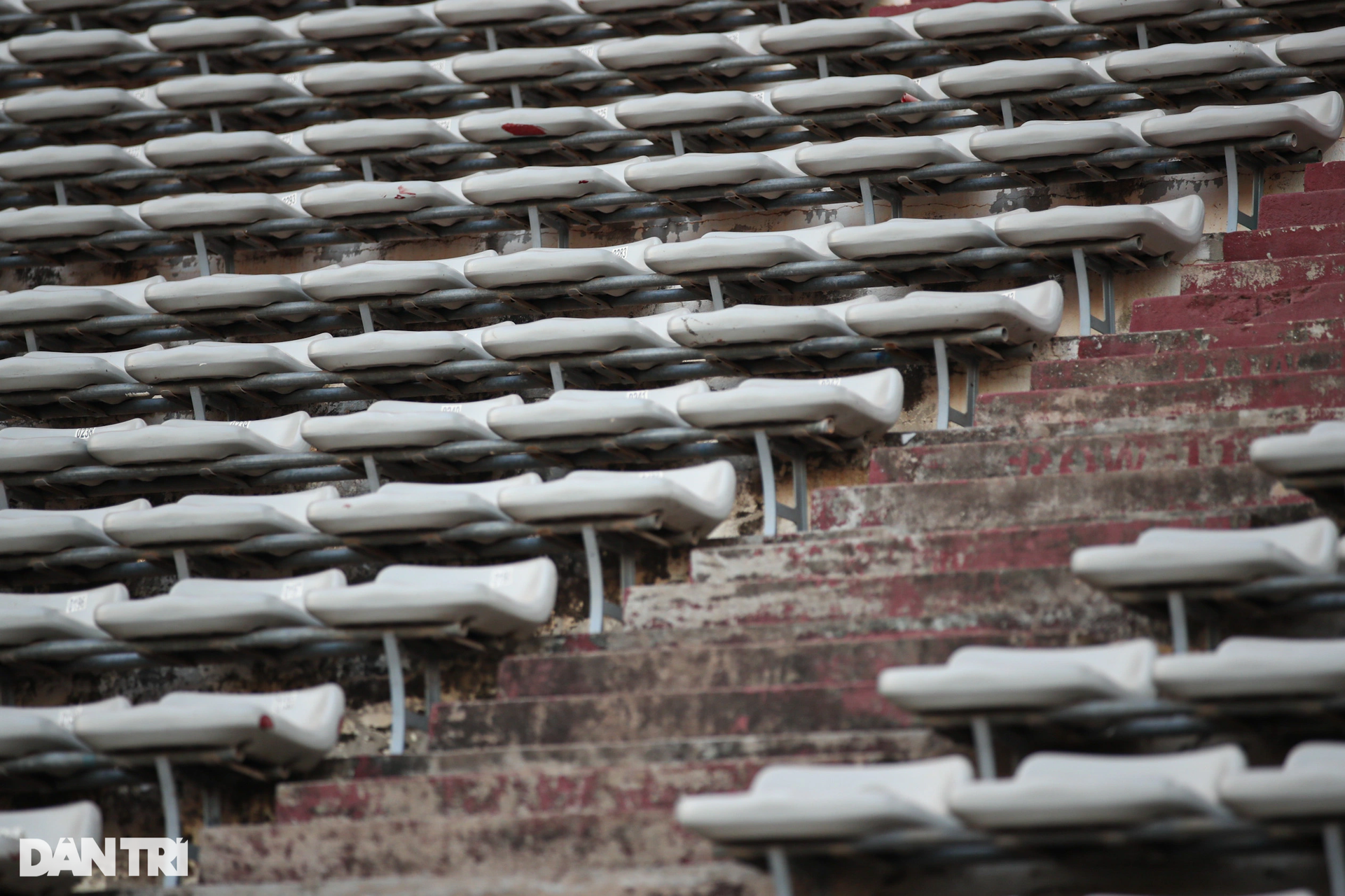 Cận cảnh SVĐ quốc gia Lào trước ngày chủ nhà gặp tuyển Việt Nam tại AFF Cup - 6 Cận cảnh SVĐ quốc gia Lào trước ngày chủ nhà gặp tuyển Việt Nam tại AFF Cup - 6