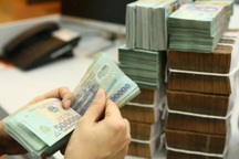 Nhân viên chiếm đoạt tiền của ngân hàng rồi nghỉ việc