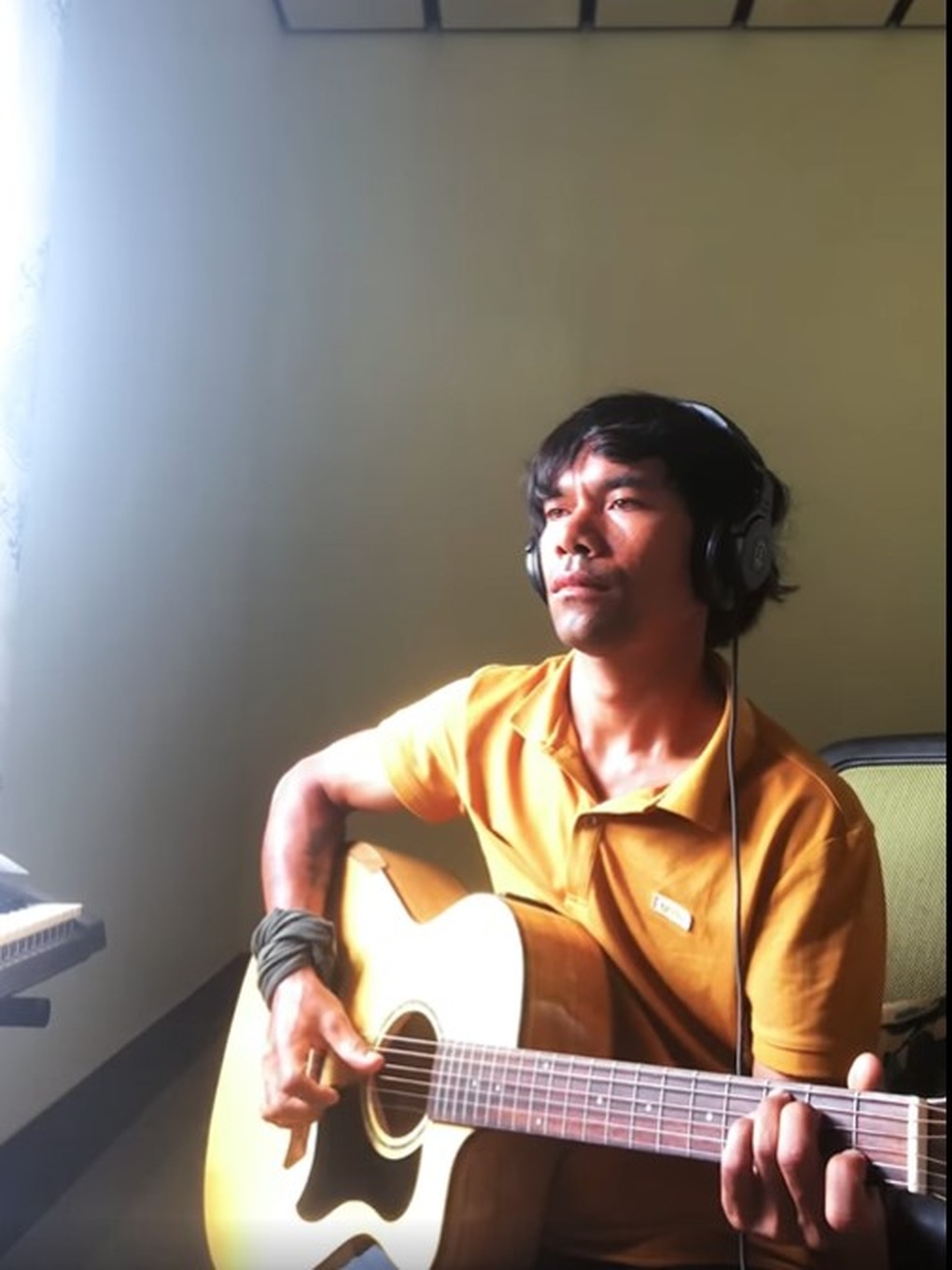 Quán quân Vietnam Idol Ya Suy nhiều năm bỏ showbiz về quê, giờ ra sao? - 11 Quán quân Vietnam Idol Ya Suy nhiều năm bỏ showbiz về quê, giờ ra sao? - 11