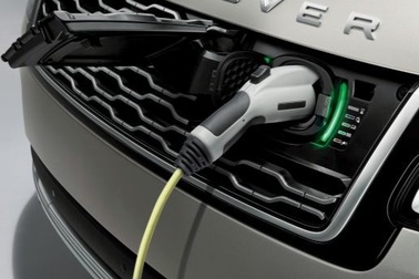 Malaysia tung "chiêu" kích cầu xe chạy điện