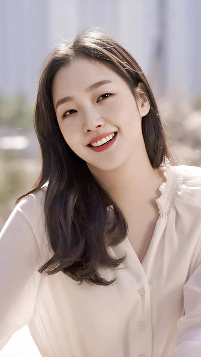 Tình sử Lee Min Ho - Kim Go Eun trước khi bén duyên: Nàng chỉ thích các chú, nhìn dàn tình cũ quyền lực của chàng mà choáng - Ảnh 19. Tình sử Lee Min Ho - Kim Go Eun trước khi bén duyên: Nàng chỉ thích các chú, nhìn dàn tình cũ quyền lực của chàng mà choáng - Ảnh 19.