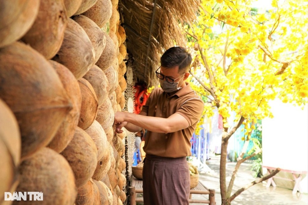 Chàng trai hô biến con hẻm cũ thành phố xuân đẹp vạn người mê - 5 Chàng trai hô biến con hẻm cũ thành phố xuân đẹp vạn người mê - 5