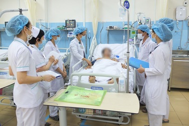 "Ma men" bị cô đặc máu vì ngày nào cũng uống bia