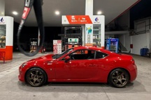 Xe sang, phân khối lớn tại TPHCM vẫn có thể đổ xăng “xịn”, 21.540 đồng/lít