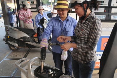 Sửa Nghị định 84 về kinh doanh xăng dầu: Người tiêu dùng thiệt