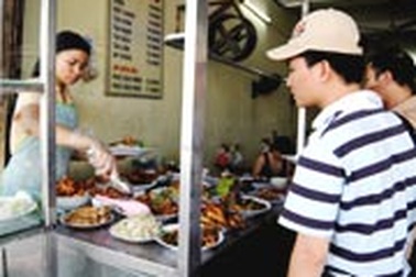 Hà Nội mở đợt cao điểm kiểm tra vệ sinh thực phẩm