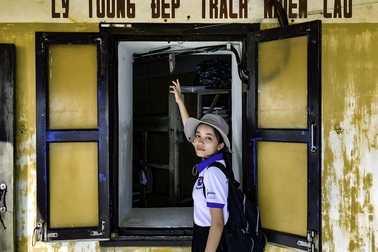 Hành trình đến với Trường Sa của nữ sinh Tây Nguyên khi vừa tròn 16 tuổi