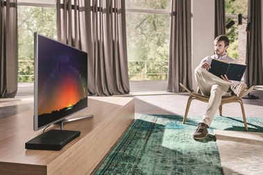 Đánh giá TV 4K Samsung JS7200