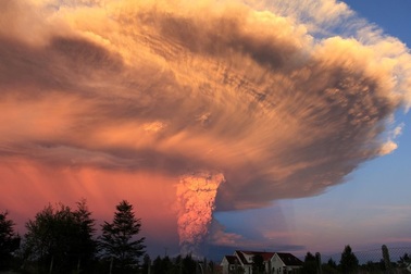 Chiêm ngưỡng vẻ đẹp kì lạ của trái đất qua 25 bức ảnh