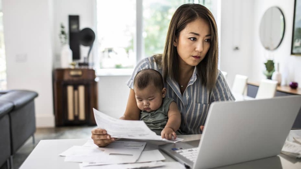 Được sếp khen, tăng lương dù đến công ty làm ít và giả vờ bận rộn - 1 Được sếp khen, tăng lương dù đến công ty làm ít và giả vờ bận rộn - 1
