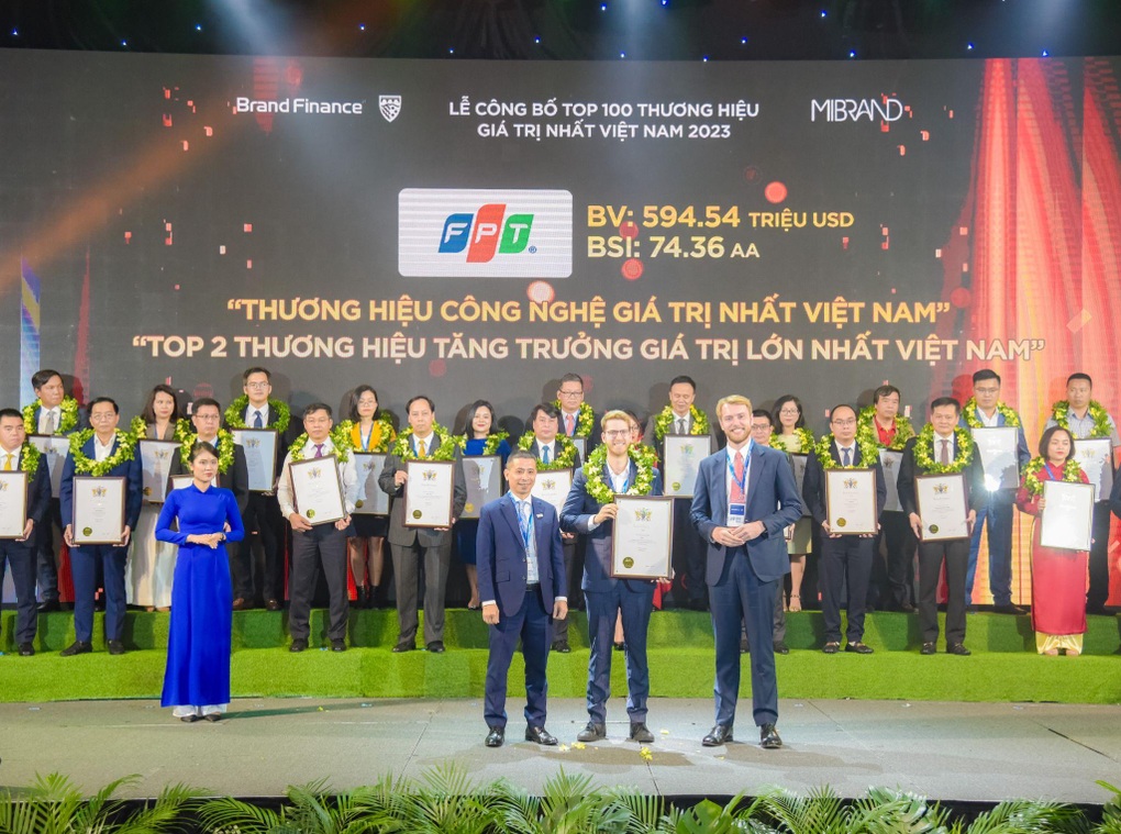 FPT là Thương hiệu công nghệ giá trị nhất Việt Nam 2023 - 1 FPT là Thương hiệu công nghệ giá trị nhất Việt Nam 2023 - 1