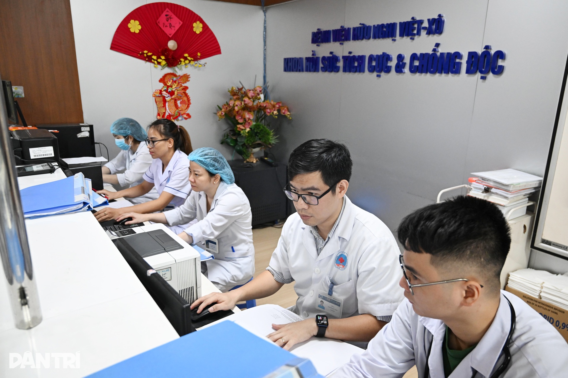 Nín thở xem bác sĩ giải cứu bộ não sắp chết ngạt của bệnh nhân đột quỵ - 10