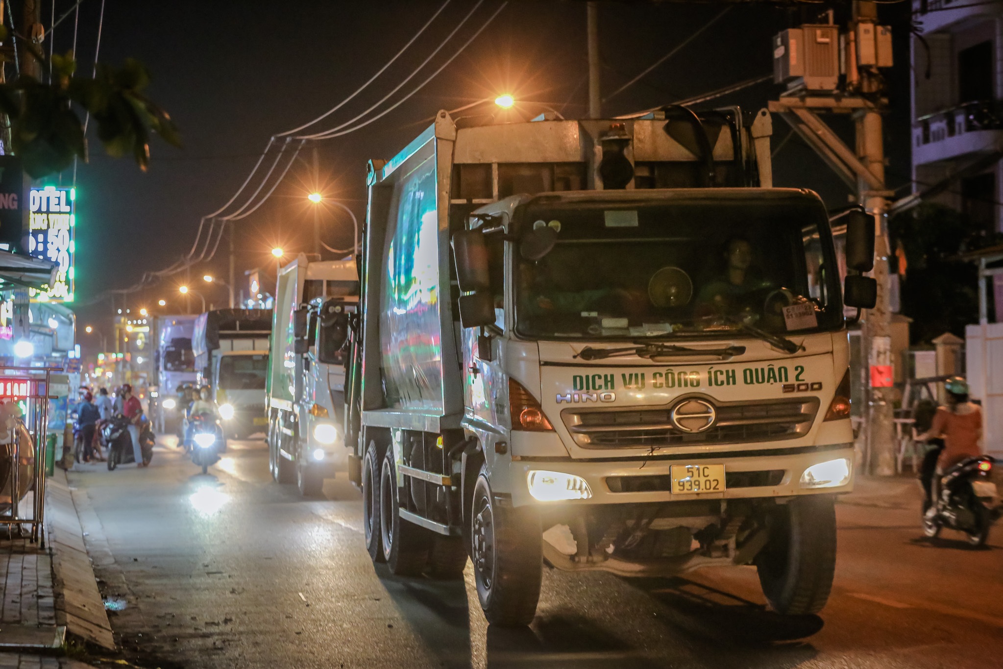 Người dân TPHCM băn khoăn khi áp dụng phí thu gom rác theo khối lượng