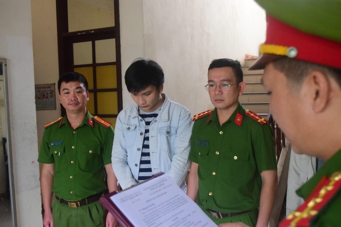 Nam thanh nhận mua giúp hàng ngoại, chiếm đoạt tiền đặt cọc của người khác - Ảnh 1. Nam thanh nhận mua giúp hàng ngoại, chiếm đoạt tiền đặt cọc của người khác - Ảnh 1.