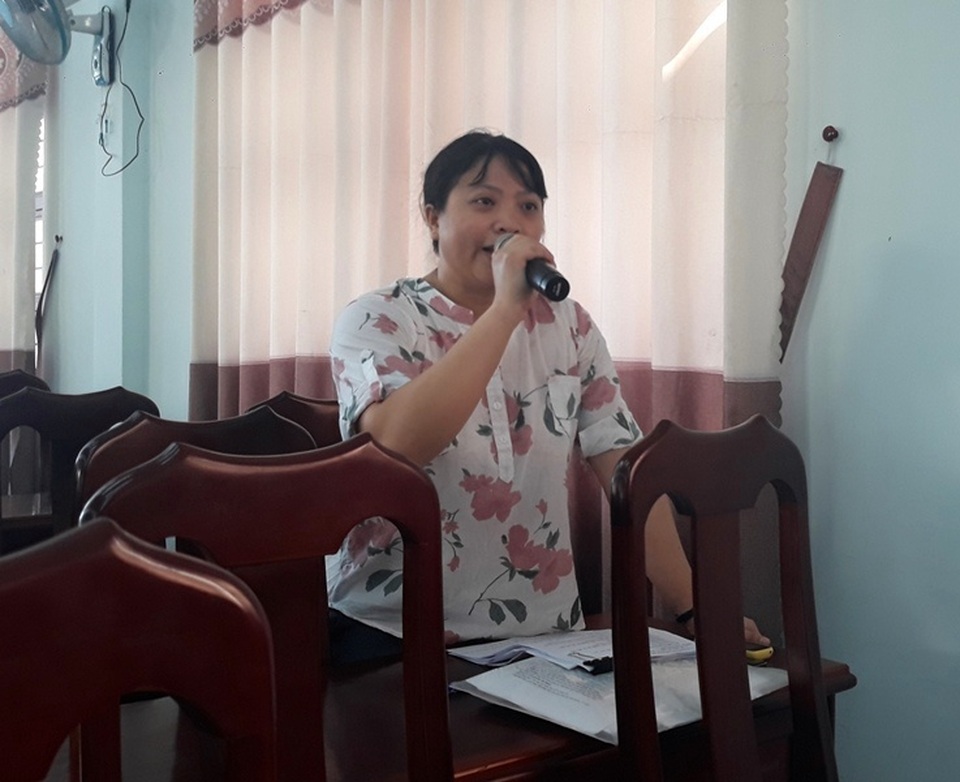 Hàng chục giáo viên bức xúc vì bất ngờ bị chấm dứt hợp đồng - 4 Hàng chục giáo viên bức xúc vì bất ngờ bị chấm dứt hợp đồng - 4
