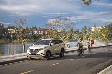 Rush - Xe gia đình mang "dòng máu" khám phá của Toyota trong tầm giá 600 triệu