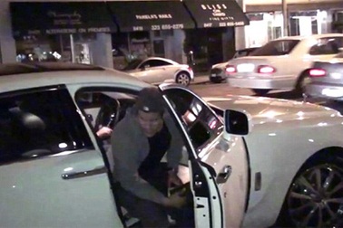 “Lộ” cảnh cãi cọ trên ô tô của vợ chồng cô Kim