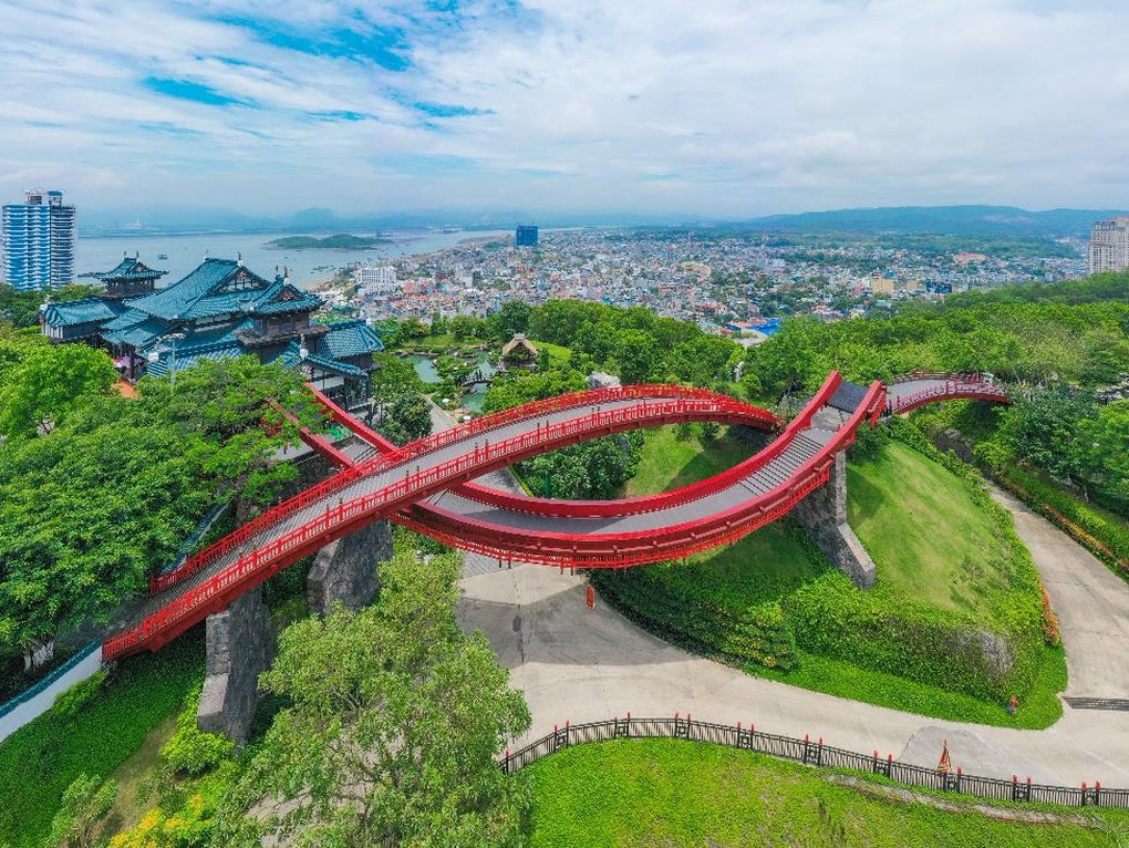 Sun World Ha Long khai tiệc hè, bùng nổ cuộc vui với nhiều trải nghiệm mới - 6 Sun World Ha Long khai tiệc hè, bùng nổ cuộc vui với nhiều trải nghiệm mới - 6