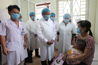 Bí thư Hà Nội: Sẵn sàng ứng phó dịch sởi trong mọi tình huống