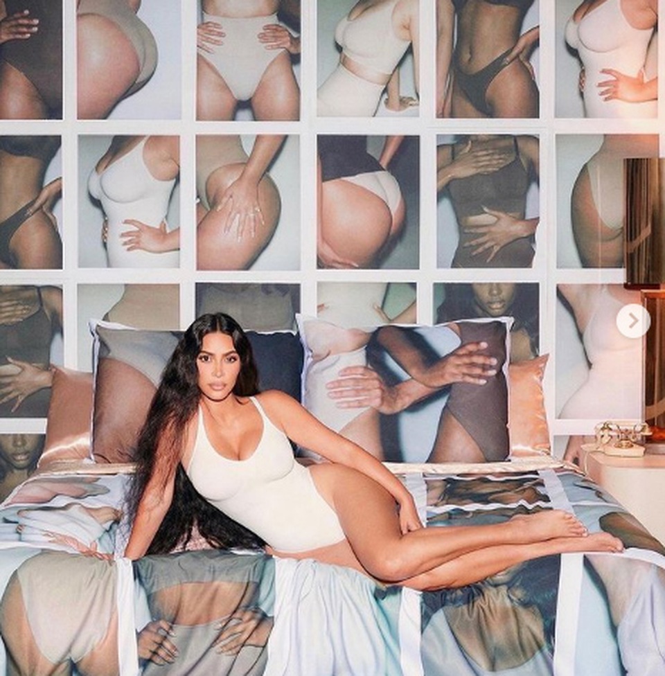 Kourtney Kardashian: Gái ba con vẫn bốc lửa - 6 Kourtney Kardashian: Gái ba con vẫn bốc lửa - 6