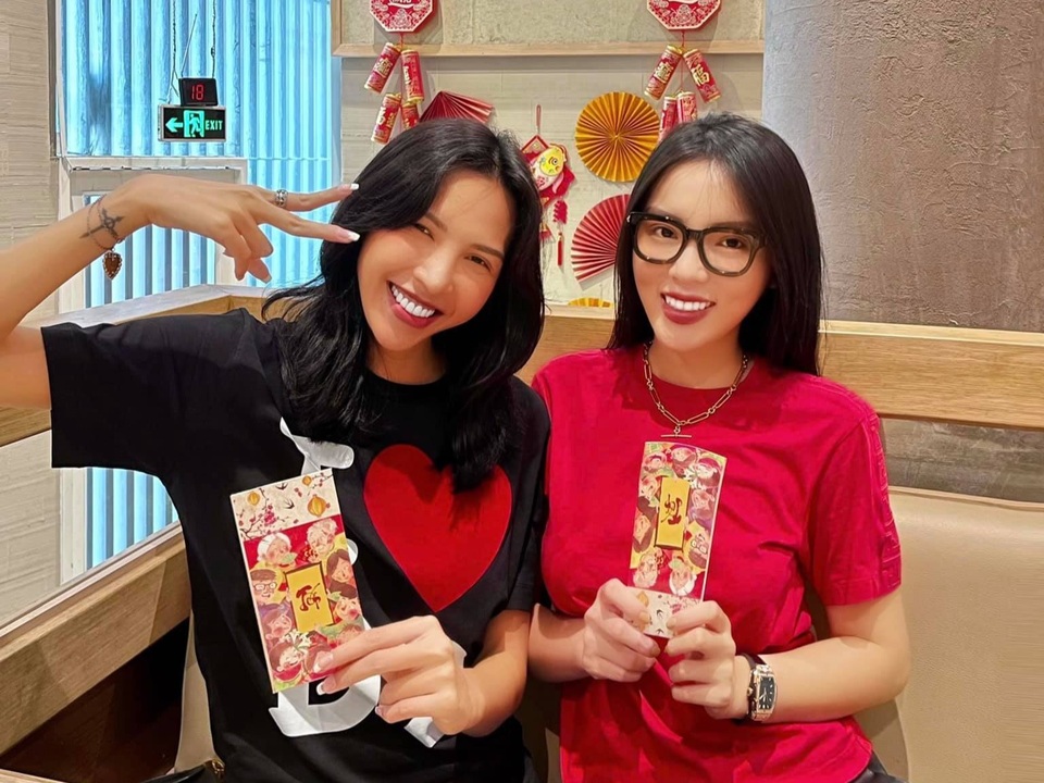 Nghệ sĩ Hoài Linh lập kỷ lục mới đầu năm - 12 Nghệ sĩ Hoài Linh lập kỷ lục mới đầu năm - 12
