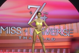 Màn diễn áo tắm mãn nhãn tại Hoa hậu Hoàn vũ: Những ứng viên mạnh lộ diện - 9