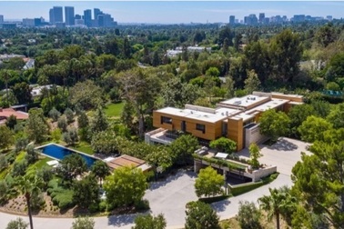 Bên trong biệt thự 68 triệu USD mới tậu của "ông trùm" bất động sản nước Mỹ