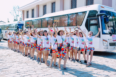 Giám đốc miền Almonds chi tiền tỷ trao thưởng cho hệ thống đại lý