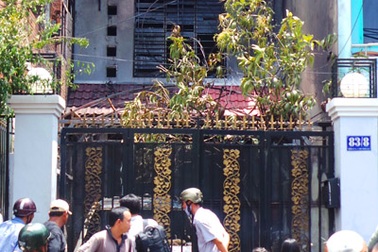 Hai mẹ con trong vụ ôm nhau lao qua biển lửa đã tử vong