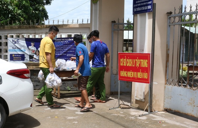 Những hình ảnh bên trong khu cách ly ở Tiền Giang - Ảnh 5.