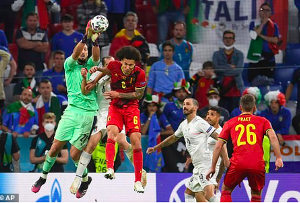 Nước mắt người Bỉ sau thất bại trước Italia - 3 Nước mắt người Bỉ sau thất bại trước Italia - 3