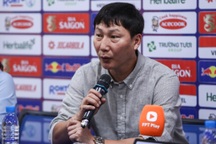 HLV Kim Sang Sik: "Các cầu thủ Việt Nam đã nỗ lực đến phút cuối cùng"