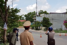 Quảng Trị: Bệnh nhân Covid-19 đi đám cưới, dâng hương cùng đoàn thanh niên