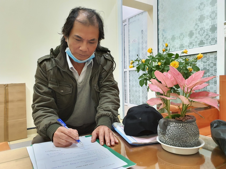 Bạn đọc chung tay giúp đỡ chàng trai bị giãn cơ tim hơn 176 triệu đồng - 2 Bạn đọc chung tay giúp đỡ chàng trai bị giãn cơ tim hơn 176 triệu đồng - 2