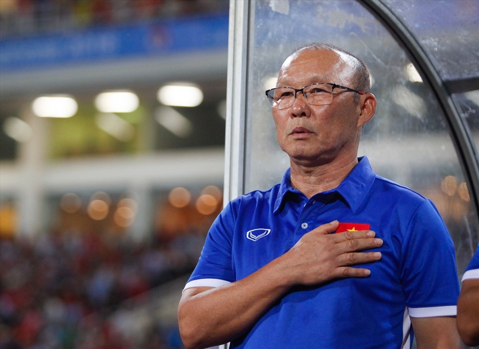 HLV Park Hang Seo quyết giúp bóng đá Việt Nam giành cú ăn 4 - 3 HLV Park Hang Seo quyết giúp bóng đá Việt Nam giành cú ăn 4 - 3