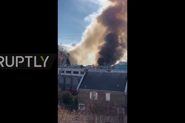 Nhà máy in tiền của Pháp bốc cháy ngùn ngụt