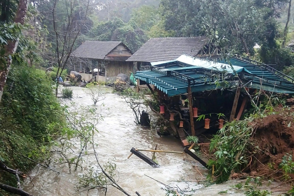 המקום המכונה גן העדן סגור עקב מפולות אדמה - 3 Nơi được mệnh danh là khu vườn địa đàng đóng cửa vì sạt lở - 3