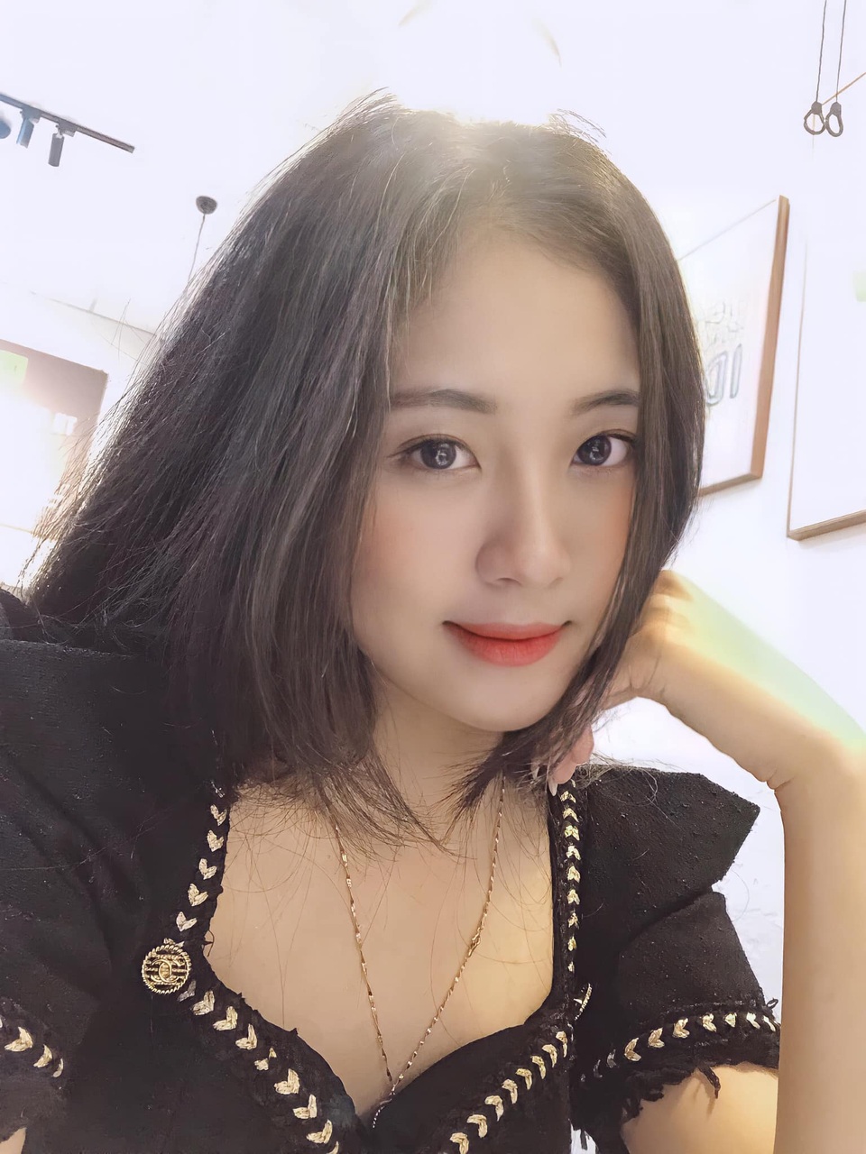 Thiếu nữ Đà Nẵng 17 tuổi được khen đẹp thuần khiết, thơ ngây - 6 Thiếu nữ Đà Nẵng 17 tuổi được khen đẹp thuần khiết, thơ ngây - 6