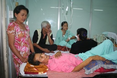 Bác nông dân thiếu tiền lọc máu đã đầu hàng số phận