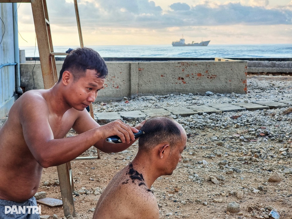 Thăm Trường Sa mùa biển lặng - 20 Thăm Trường Sa mùa biển lặng - 20